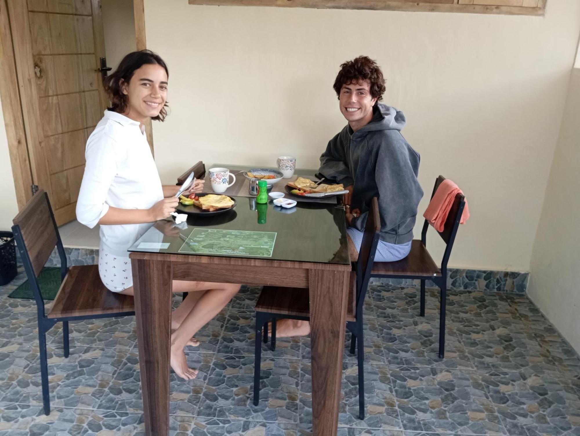 Rumah Kawan Senaru House Of Friend מראה חיצוני תמונה